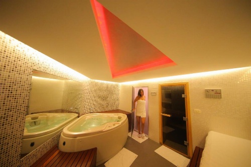 Sunrise Hotel image 14