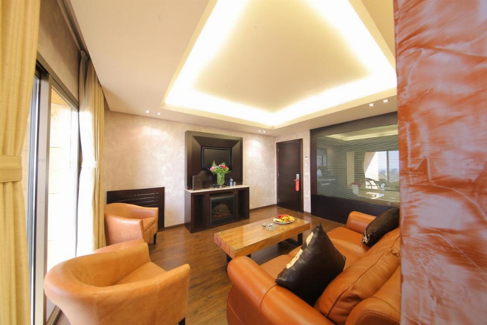 Sunrise Hotel Image 22