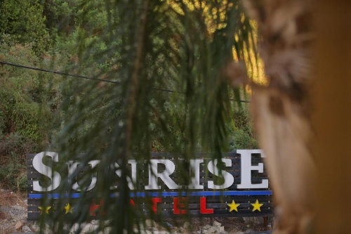Sunrise Hotel image 24